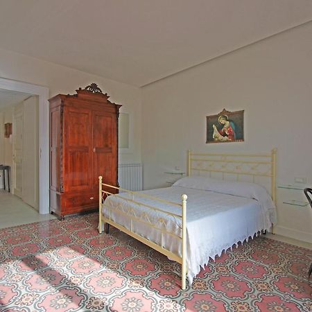 Casa Valerie Al Lavatoio Medievale By Wonderful Italy 切法卢 外观 照片