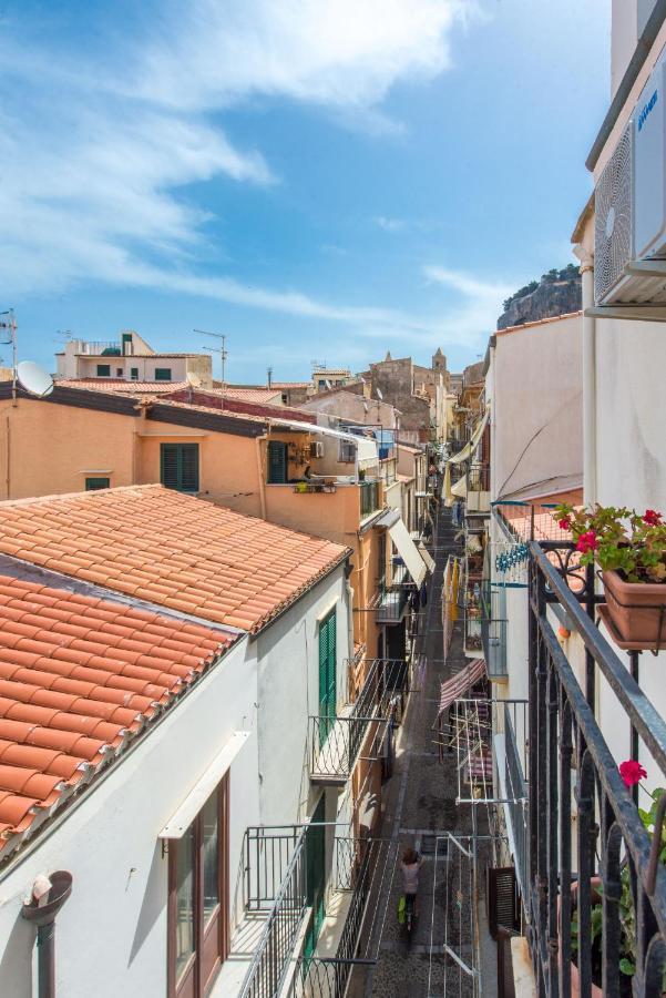 Casa Valerie Al Lavatoio Medievale By Wonderful Italy 切法卢 外观 照片